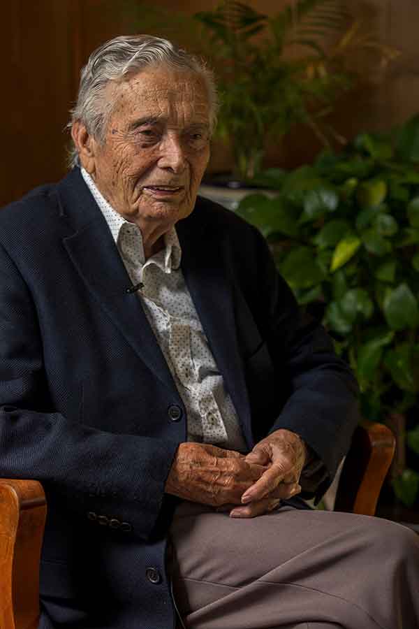 Agustín Hernández Navarro, Doctor Honoris Causa