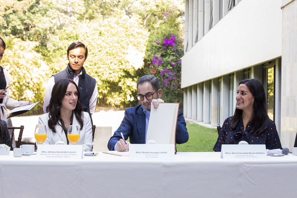 Alumnos de Vértice dialogan con Braulio Arsuaga, director general de Grupo Presidente